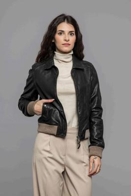 Куртка The Jackie Leathers B2354